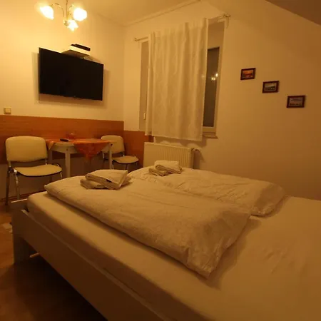 Haus Kristina 3*
