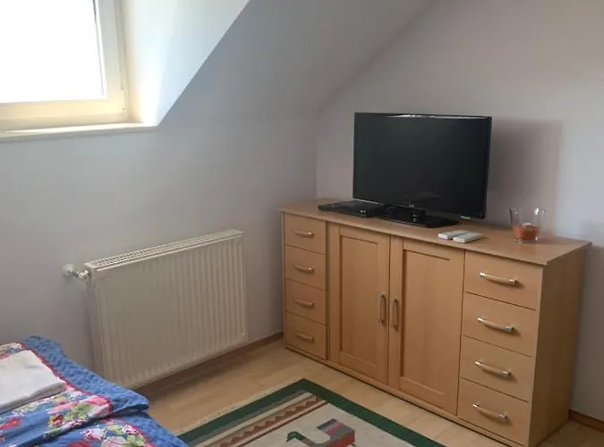 Haus Kristina בית הארחה