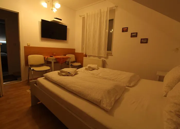 Haus Kristina 3*
