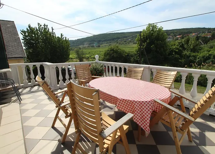 Haus Kristina בית הארחה